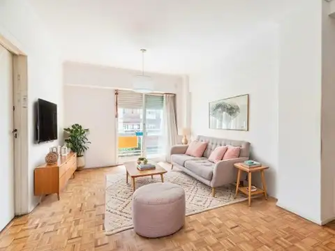 Departamento · En Venta · Piso de 3 Ambientes con Dependencia · cochera · Luminoso · Belgrano