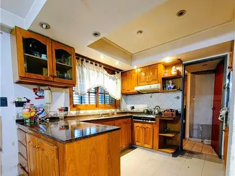 Casa en Venta en Lomas de Zamora, USD 185.000
