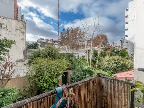 Venta Depto 3 Amb y  dependencia, Recoleta, Gran Oportunidad, Vista, Luz y Balcón.