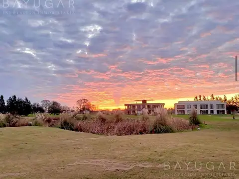 Venta - Lote en Medal Country Club  - Al Golf - Pilar