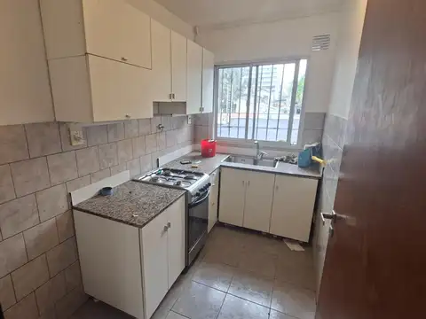 Oficina en Alquiler en Florida, $ 1.150.000