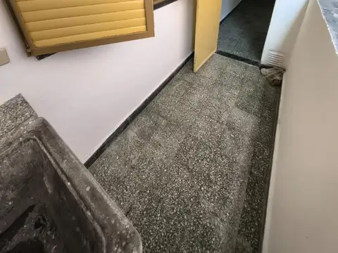 ALQUILER DEPARTAMENTO UN DORMITORIO MORENO 179 BIS 04-04