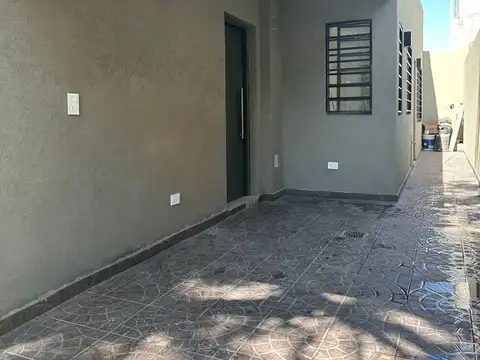 Depto Tipo Casa 3 ambientes con 1 baño