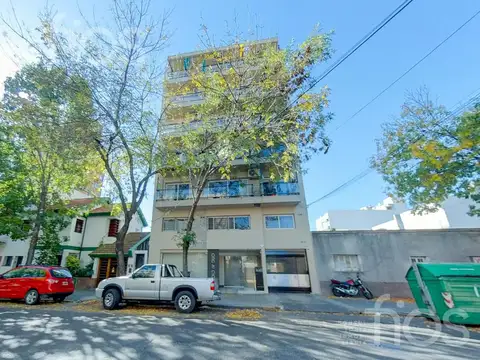 Departamento en Alquiler en Abasto, $ 680.000