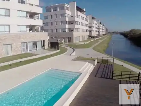 PH en venta - 2 Dormitorios 2 Baños - Cochera - 161Mts2 - Quilmes