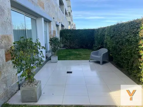 PH en venta - 2 Dormitorios 2 Baños - Cochera - 161Mts2 - Quilmes