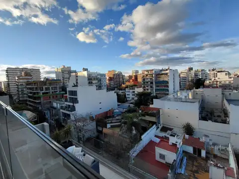 Andonaegui 2000, Piso 7