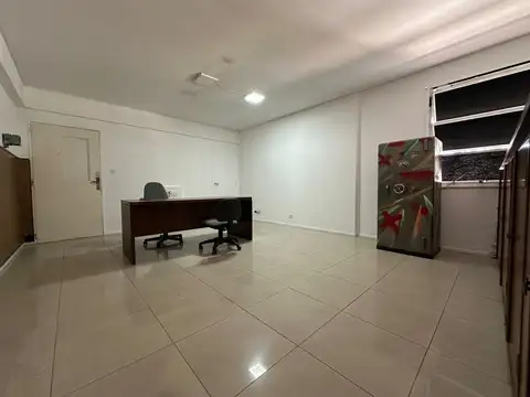 Oficina Monoambiente con 2 baños
