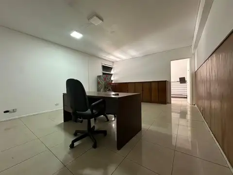 Oficina en Venta en Monserrat, USD 79.000