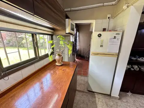 Casa en Venta con 5 cocheras