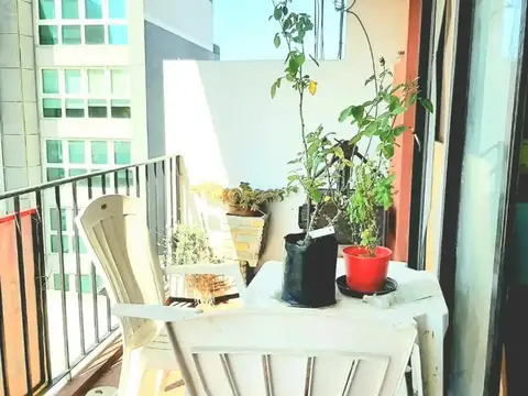 DEPARTAMENTO DE 4 AMBIENTES EN VENTA, ZONA PARQUE PATRICIOS