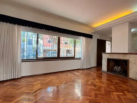 Casa en Venta en Godoy Cruz, USD 190.000