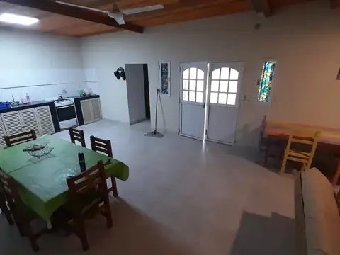 CASA EN VENTA A METROS DE LA COSTANERA CAYASTA