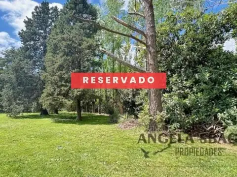 Hermoso Terreno en Barrio El Remanso. RESERVADO