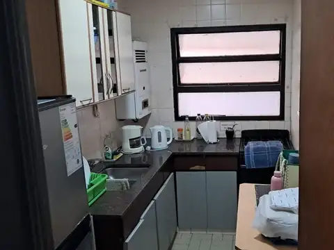 Paraguay 373 , Piso 2