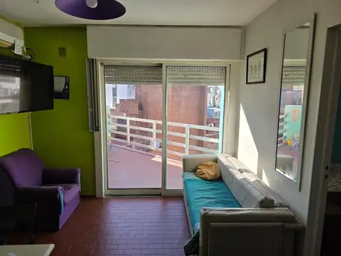 VENTA DEPTO NVA CBA 1 DORM C/ BALCON AMOBLADO