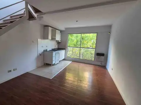 Departamento un dormitorio balcon y terraza propia