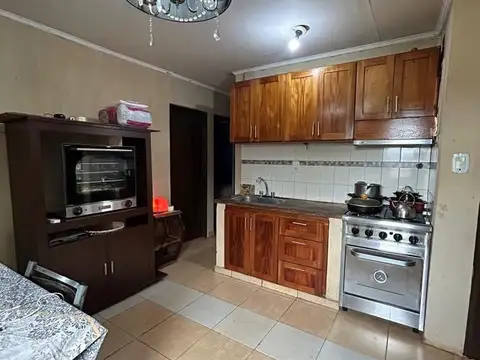 Casa 3 ambientes con 2 baños