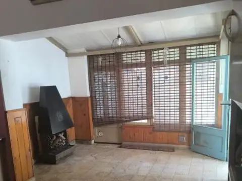 Casa en Venta en Moron, USD 79.900