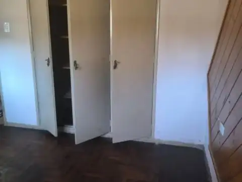 OPORTUNIDAD CASA 3 AMB + DEPARTAMENTO ESCUCHA OFERTAS