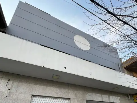 AV JUAN MANUEL DE ROSAS 1000