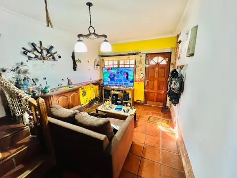Depto Tipo Casa en Venta de 3 ambientes