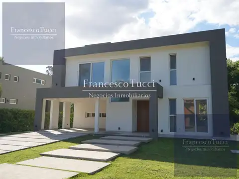 Casa en venta 5 ambientes en el Country La Tradición