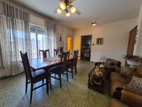Depto Tipo Casa en Venta 45 años
