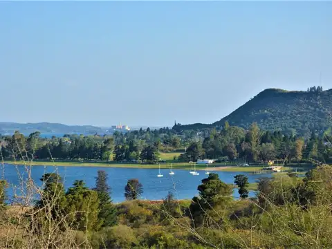 Terreno en Venta en Villa del Dique, USD 17.000
