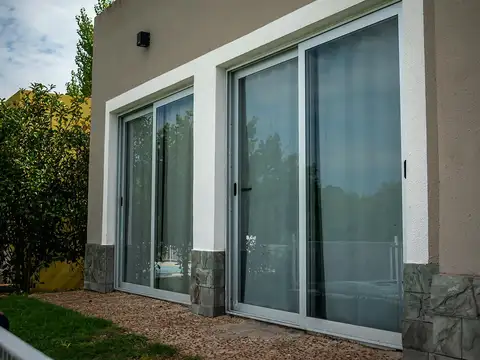 Casa Monoambiente con 1 baño
