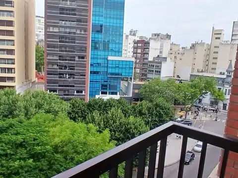 Hipólito Yrigoyen al 1700