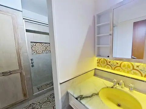 Departamento 7 ambientes con 4 baños