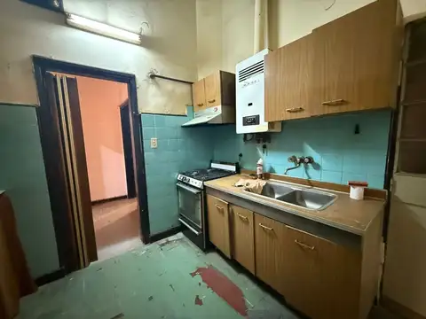 VENTA CASA A REFACCIONAR B° ALTA CORDOBA