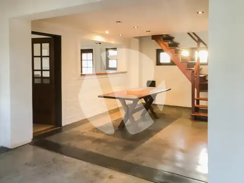 Casa en Alquiler de 4 dormitorios