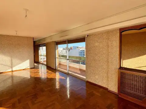 Departamento 4 ambientes con 3 baños