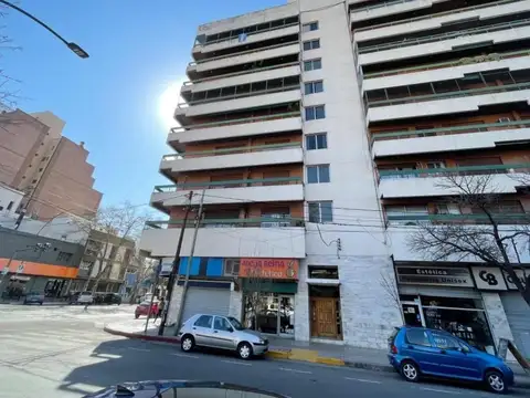 Departamento 4 ambientes con 3 baños