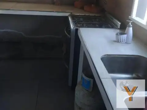 Casa 3 ambientes con 2 baños