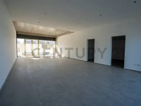 Local en Alquiler en Joaquin Gorina, $ 1.700.000