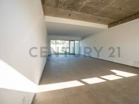 Local en Alquiler en Joaquin Gorina, $ 1.700.000
