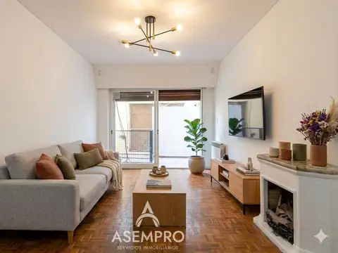Departamento tres ambientes con balcon en venta en Balvanera
