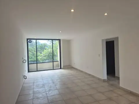 Departamento en Alquiler en Zona Norte, $ 800.000