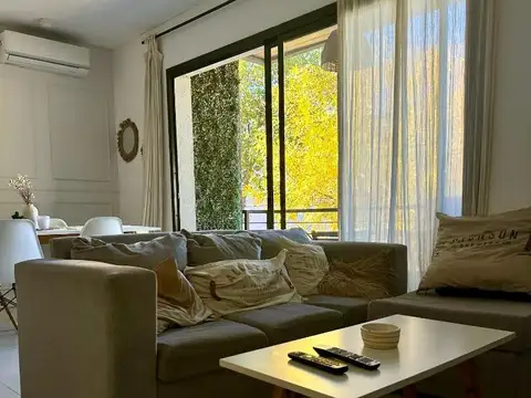 DEPARTAMENTO 2 AMBIENTES  C/ COCHERA