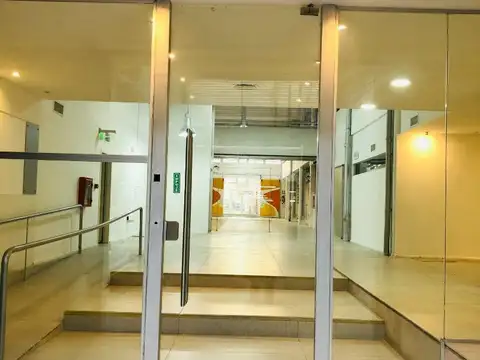 EDIFICIO DE OFICINAS EN BLOCK  1.960 M2