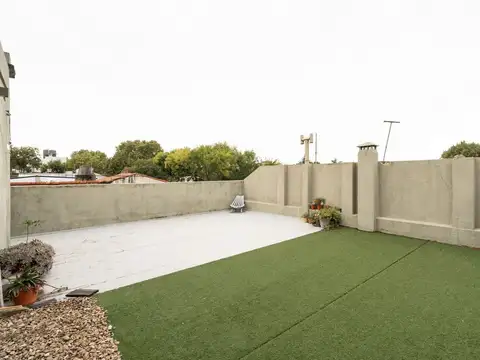 CASA MULTIFAMILIAR 3 FLIAS Y LOCALES SAN FERNANDO