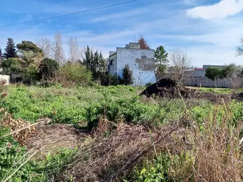 Terreno en PH en venta Frente a Calle 138