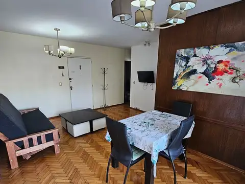 Departamento 3 Ambientes con Balcon Cocina independente Amoblado
