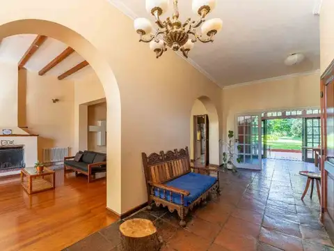 Casa en Venta con 1 cochera