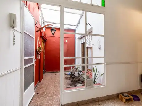 Depto Tipo Casa en Venta en Paternal, USD 125.000