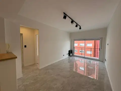 Entre Rios 1800, Piso 5