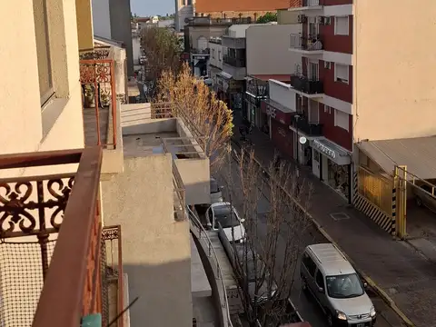 Calle 148 entre 12 y 13